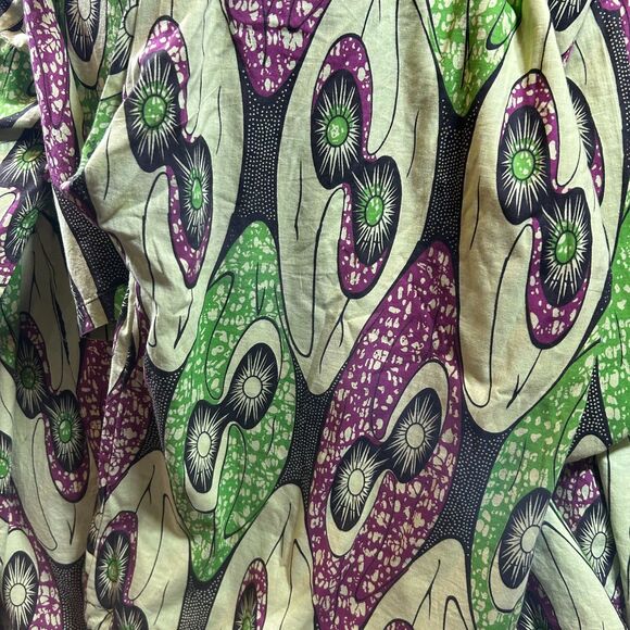 Unisex African Dashiki Tunic – Green and Purple Wax Print – Traditional Boho Fit - Picture 5 of 16